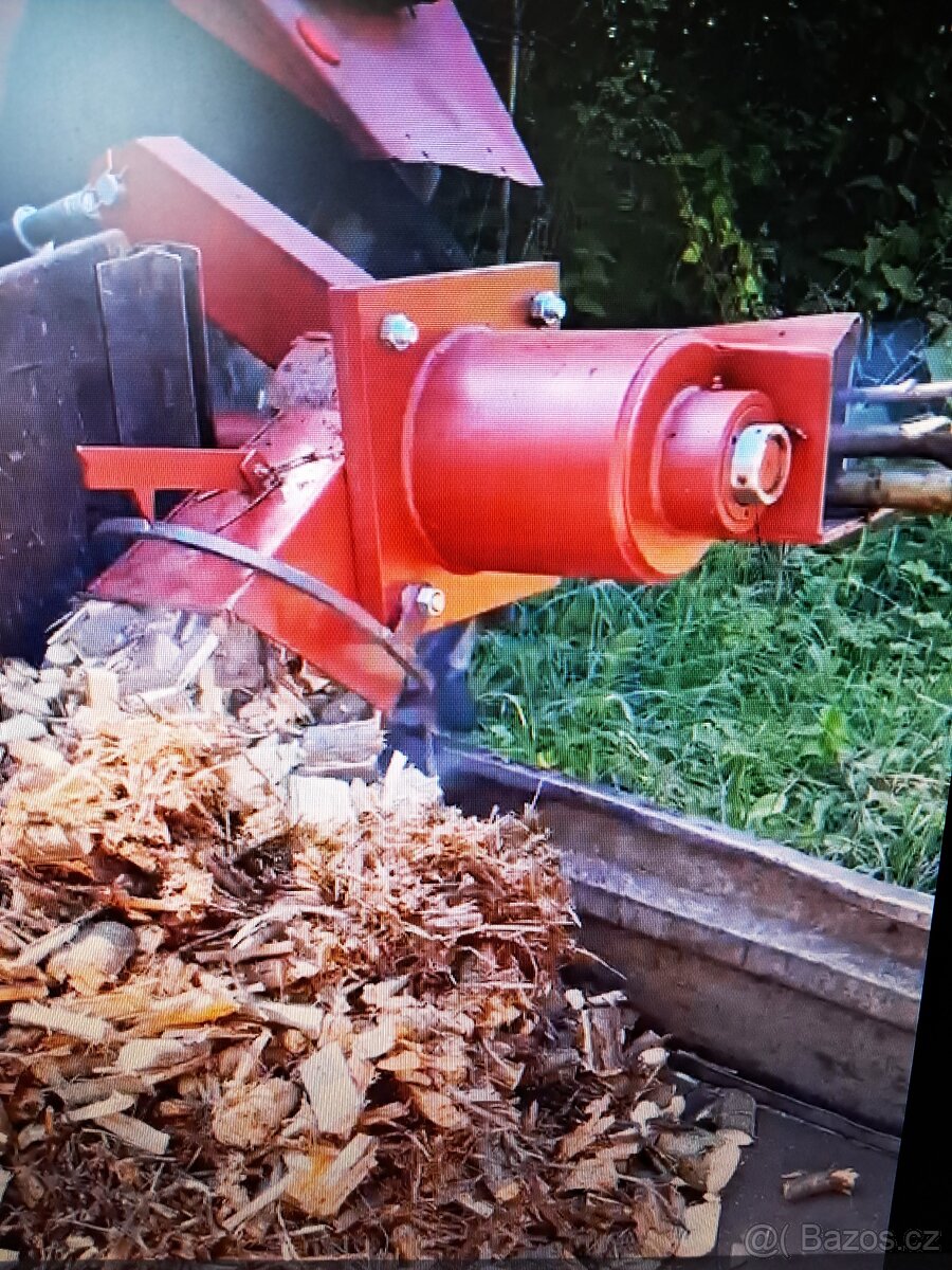 štěpkovač za malotraktor.kubota , yanmar...... - 2