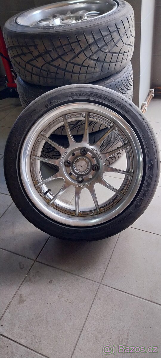 Work 17x8.5 et35 - 2