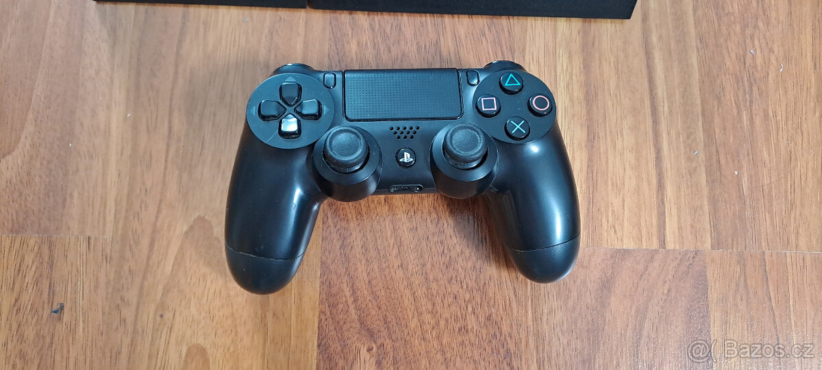 Playstation 4 500GB - 2