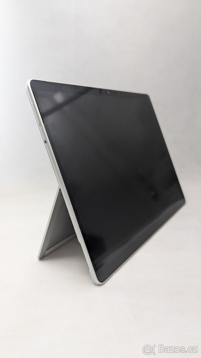 Microsoft Surface Pro 8 + Klávesnice + Pero + Dock - 2