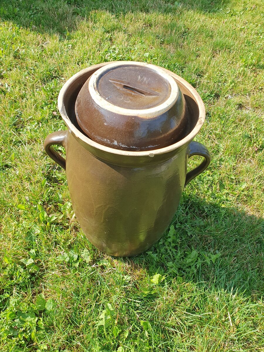 Hrnec na zelí - 2