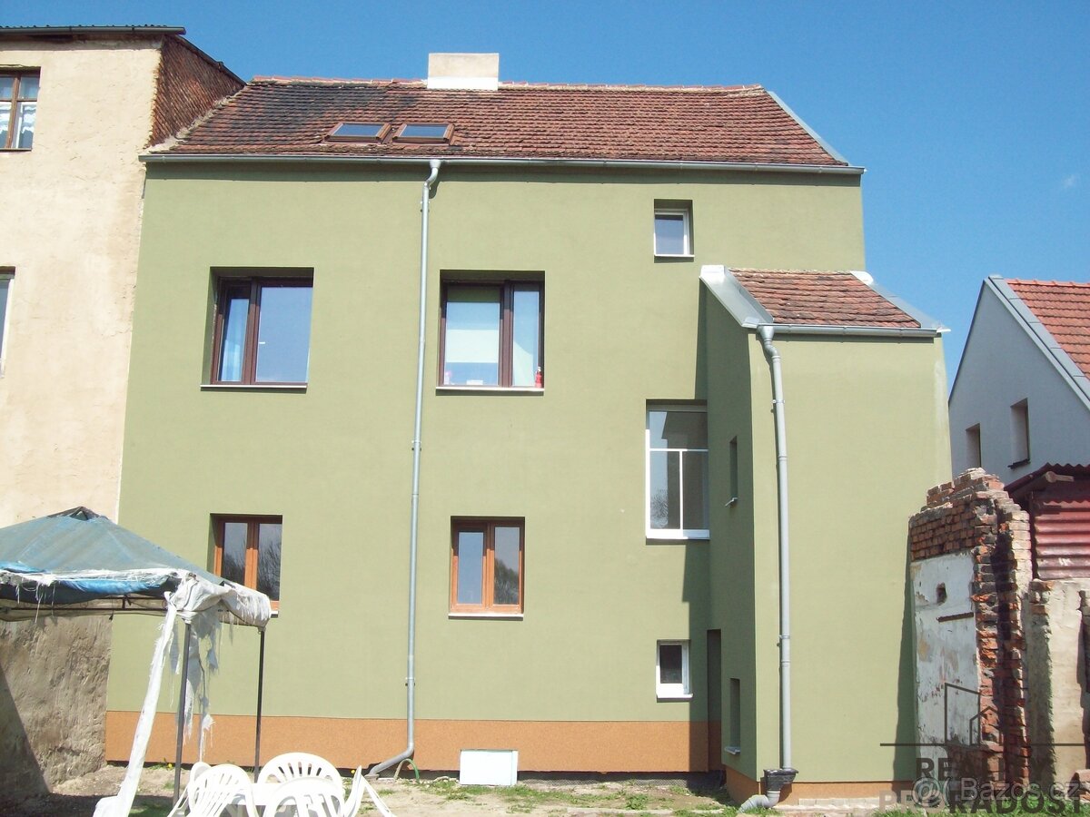 Prodej domu se 3 byty, dům Chabařovice - View 2