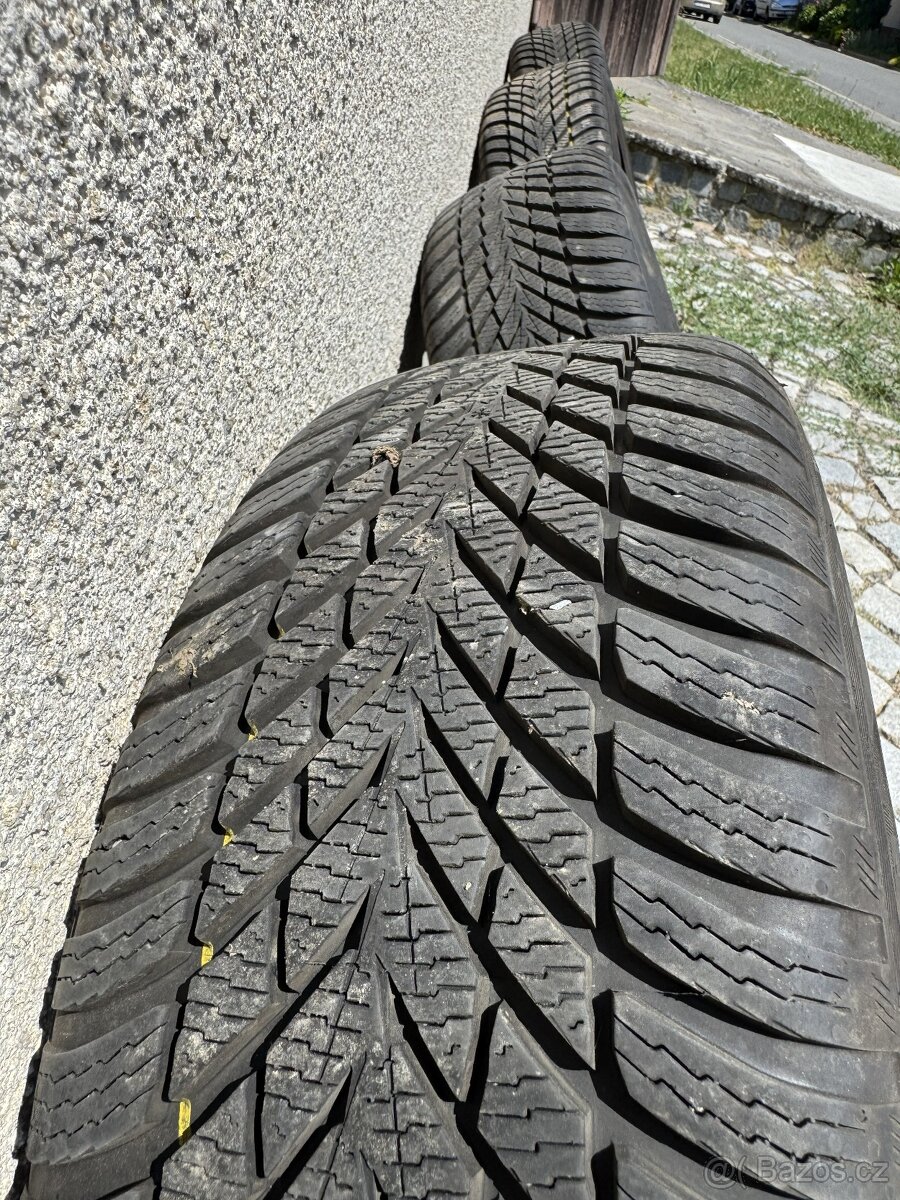 Pnemautiky Nokian Snowproof 2 - 205/55/R16 - 2