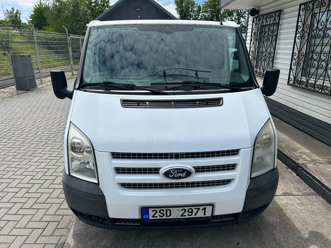 Ford Transit bus 9 míst - 92 kw - 2