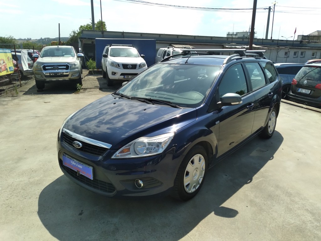 FORD FOCUS COMBI 1.6 16V 1.VLASTNÍK, ČR, KLIMA - 2