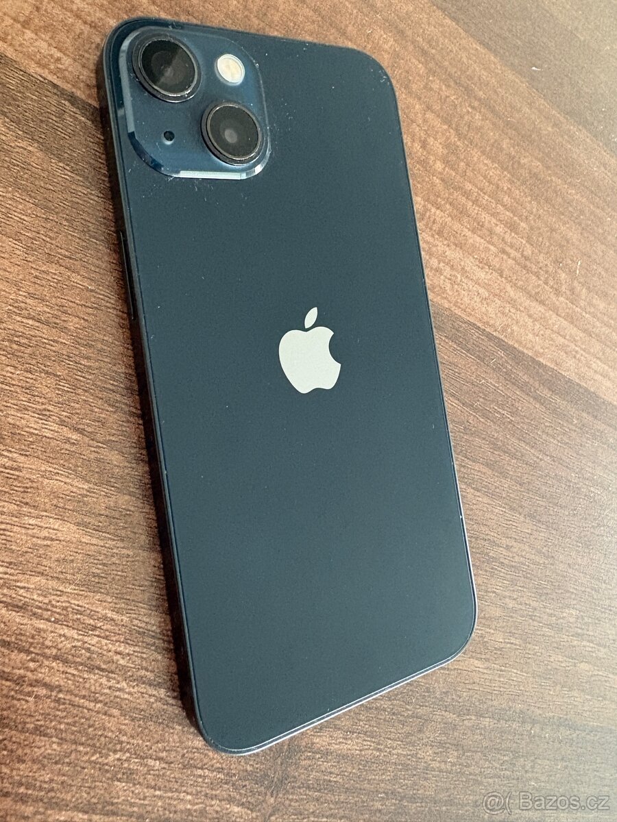 Zánovní iPhone 13 (128 GB) černý - 2