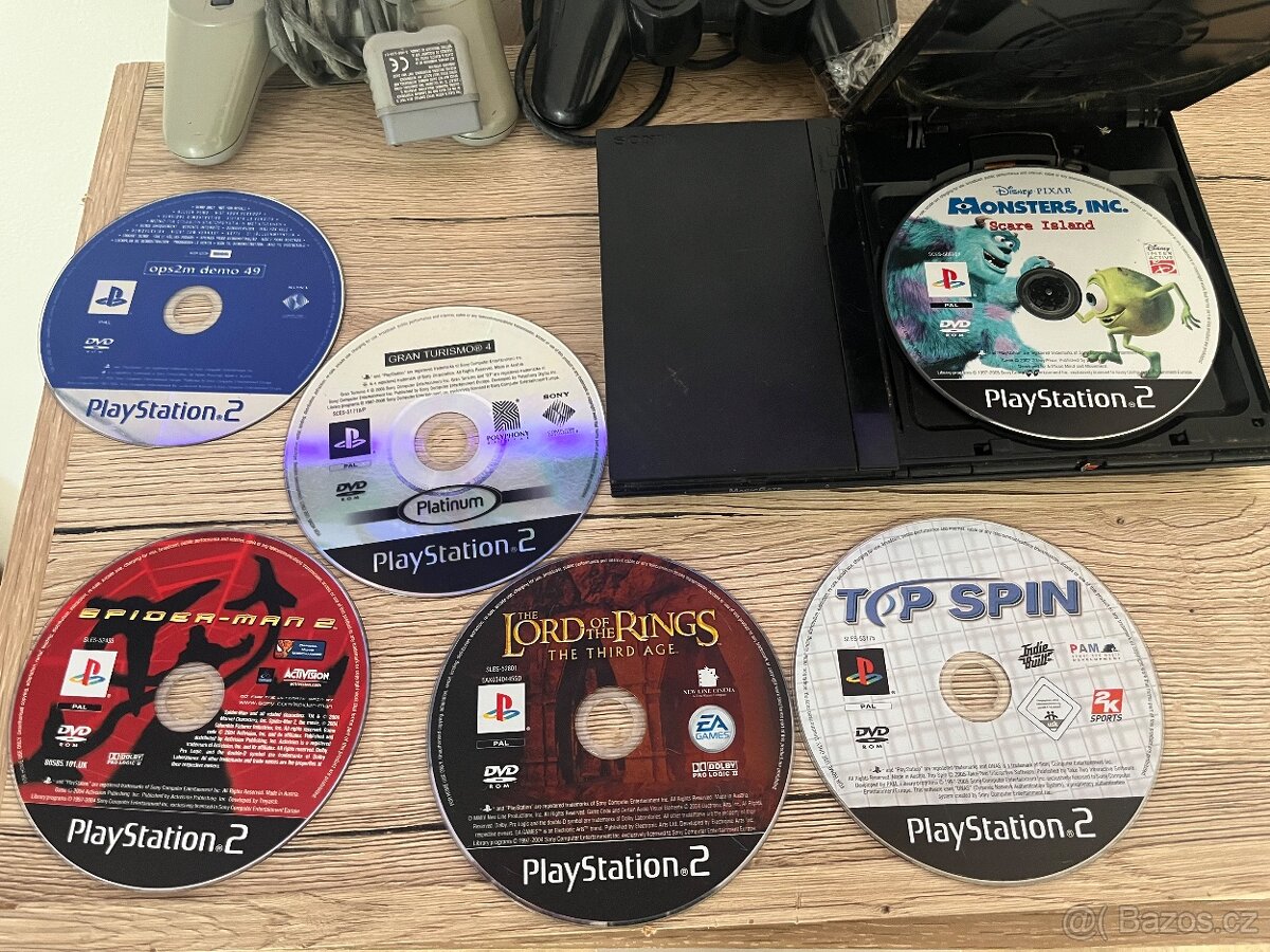 PlayStation 2 Slim 2x Ovladač 6x hry - 2