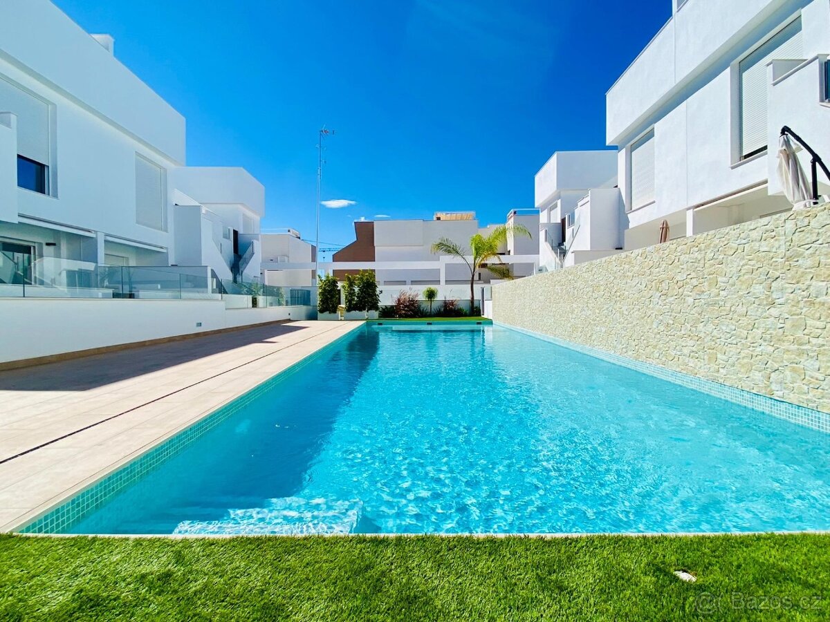 Moderní bungalov ve Španělsku - 2