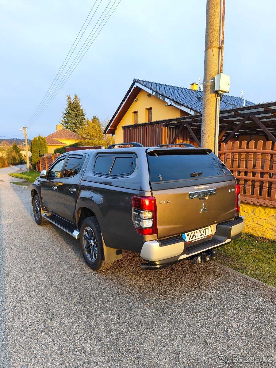 Mitsubishi L200 - 2