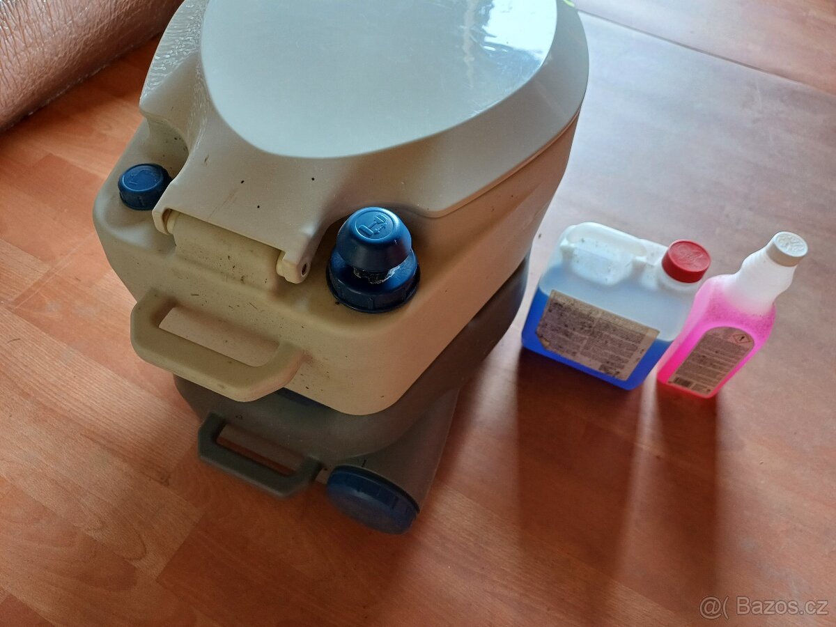 mobilní toaleta - 2