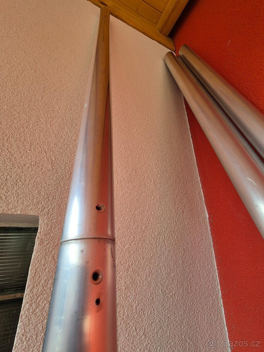 Prodám hliníkové trubky na fotopozadí. - 2