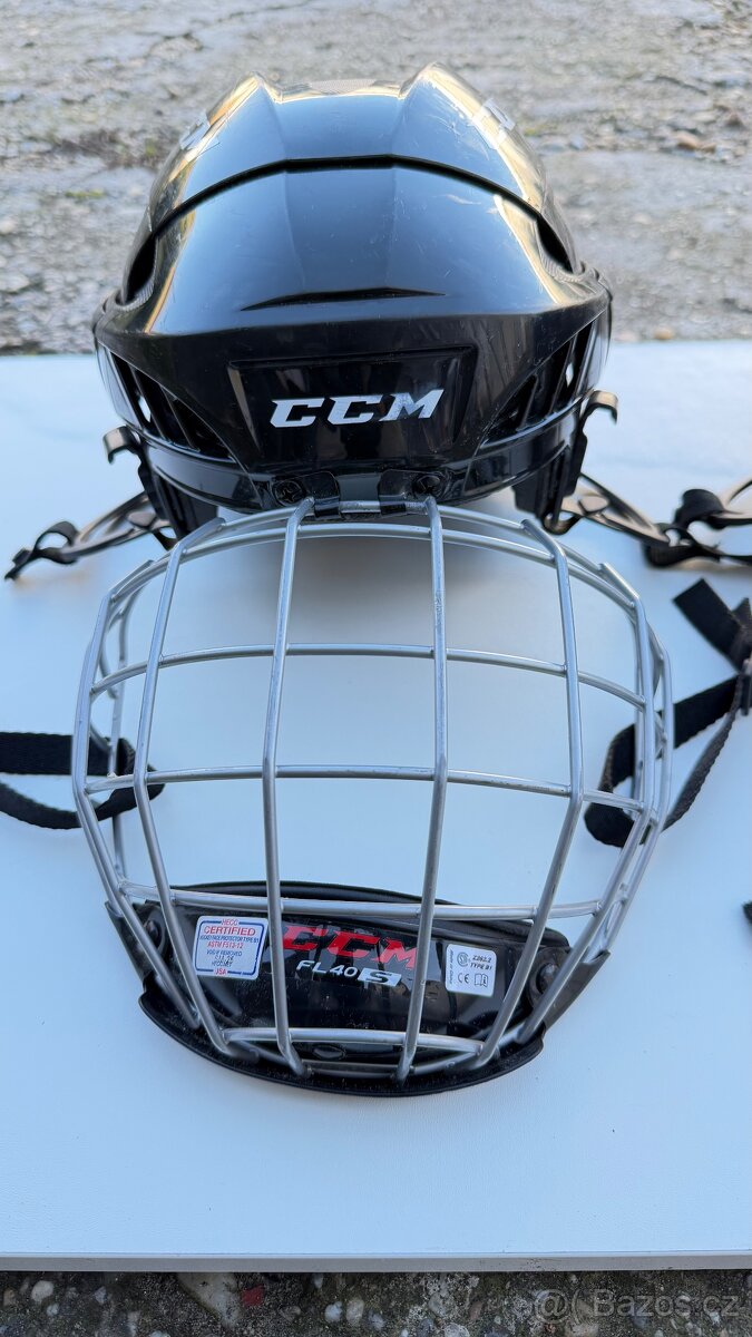 ✅ 2 x HOKEJOVÉ PRILBY - CCM FL40 S veľkosť JUNIOR - S ✅ - 2