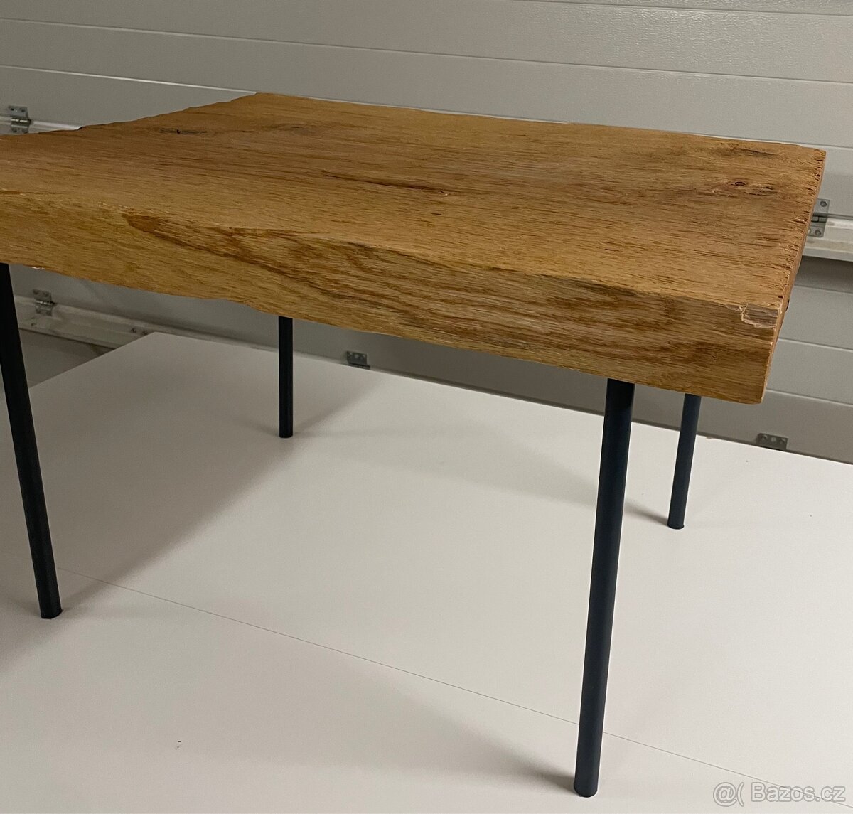 Stolek z masivu Dub - 2