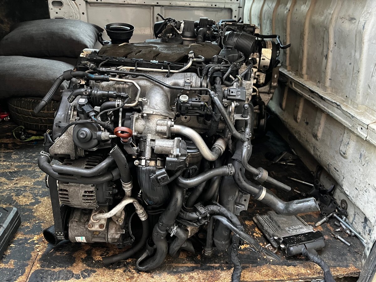 Motor naftový CBBB 2.0TDI 125KW Škoda Superb 2 - 2