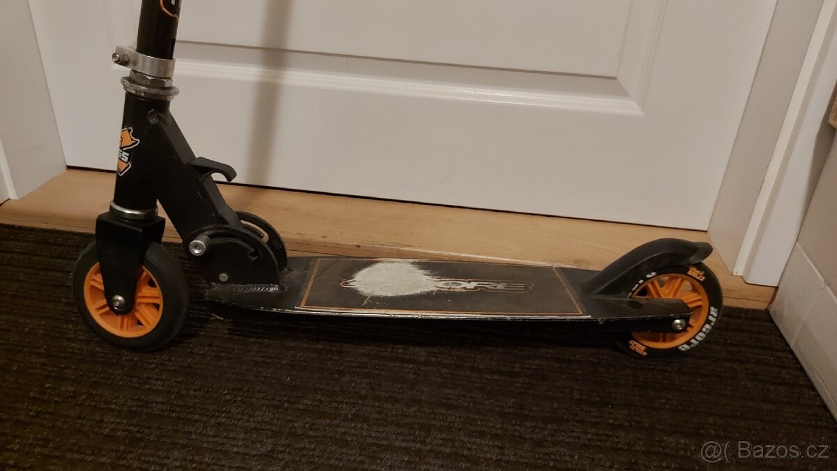 Koloběžka Arcore - 2