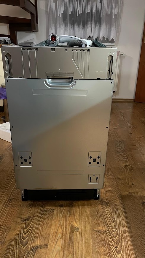 Prodám vestavnou troubu a myčku - 2