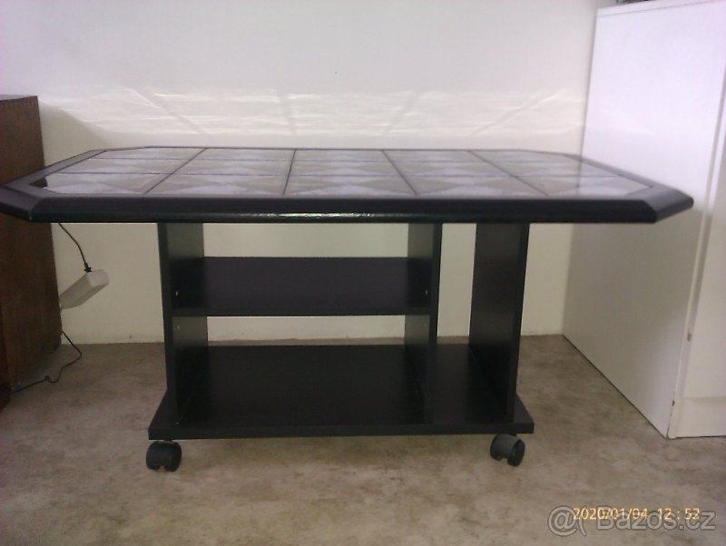 Konferenční stolek - 2