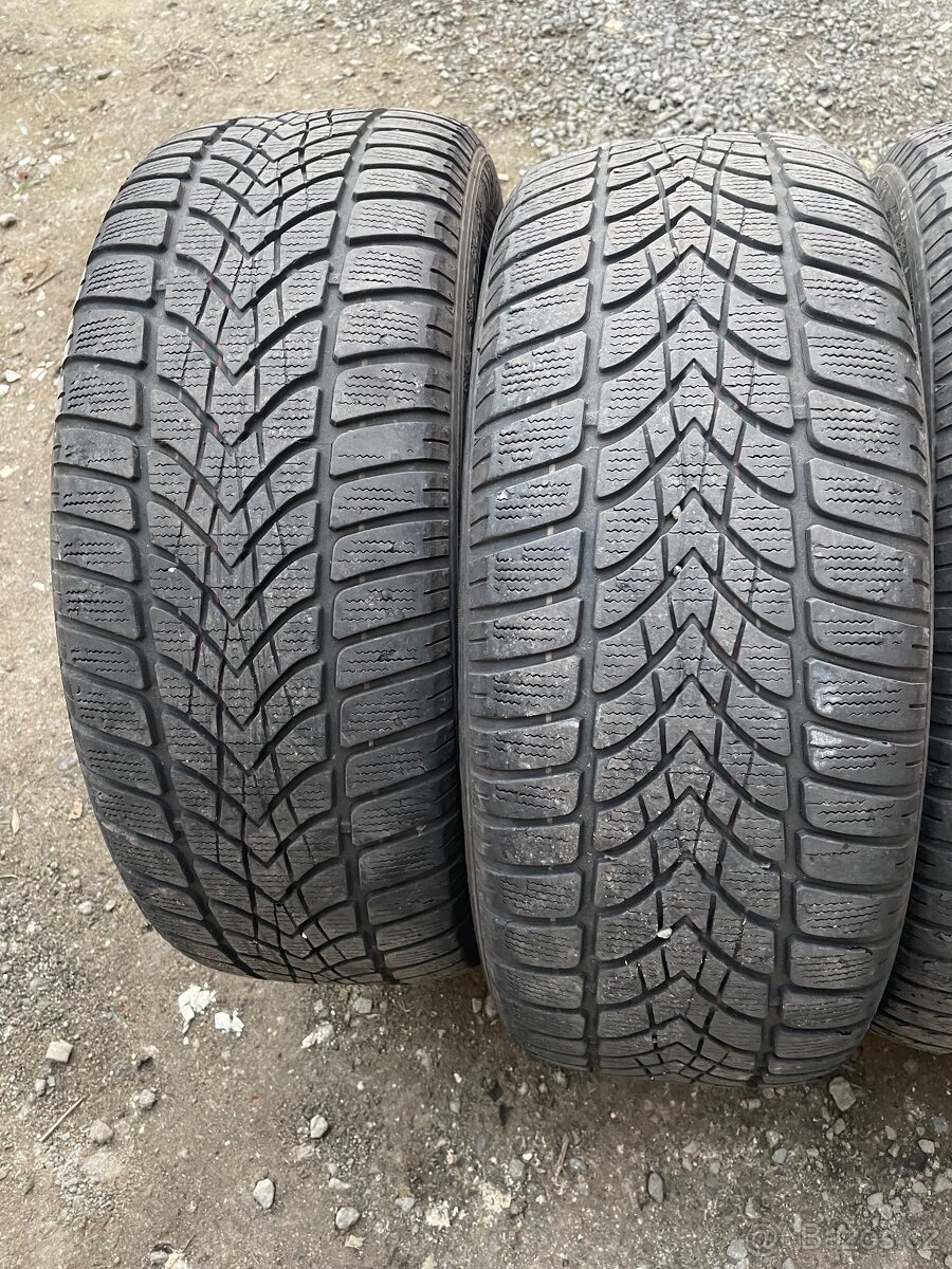 205/55/16 zimní dunlop - 2
