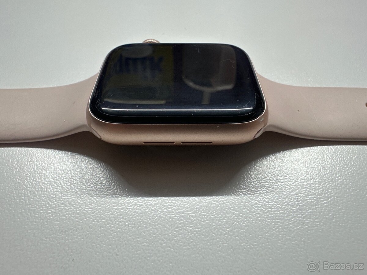 Apple Watch 6 - 44 mm - 2