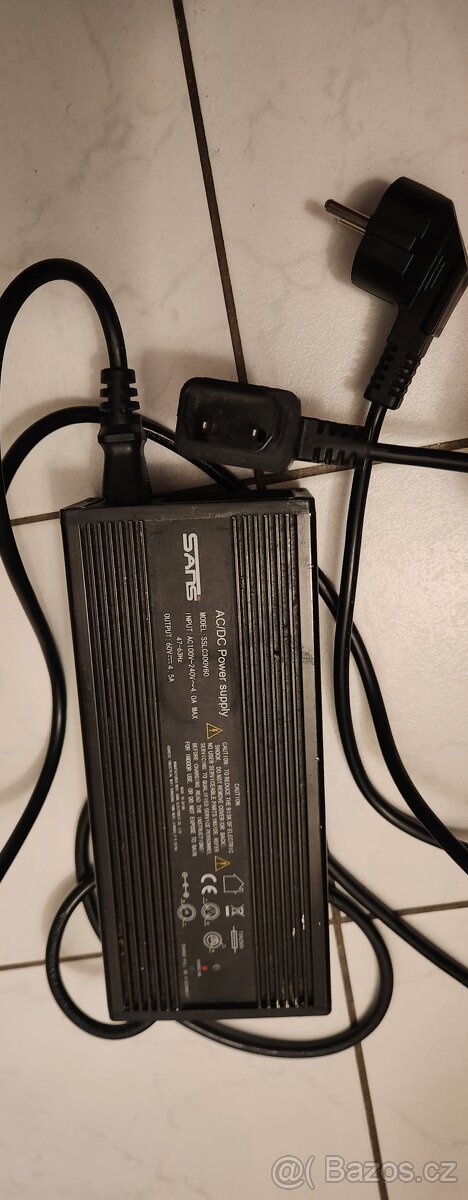 Super soco nabíječka baterií - 2