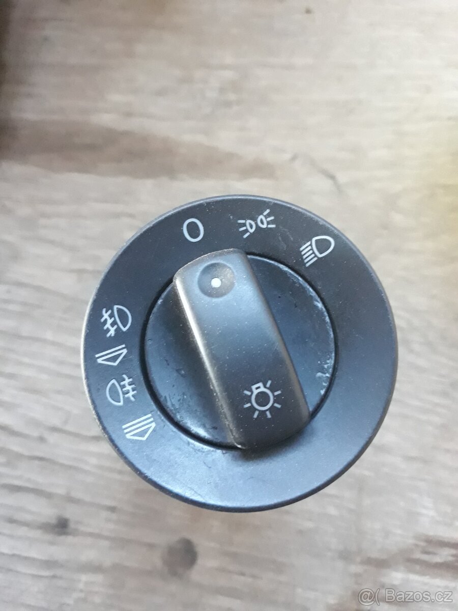 Přepínač (ovládaní) světel Audi A4 B7 - 2