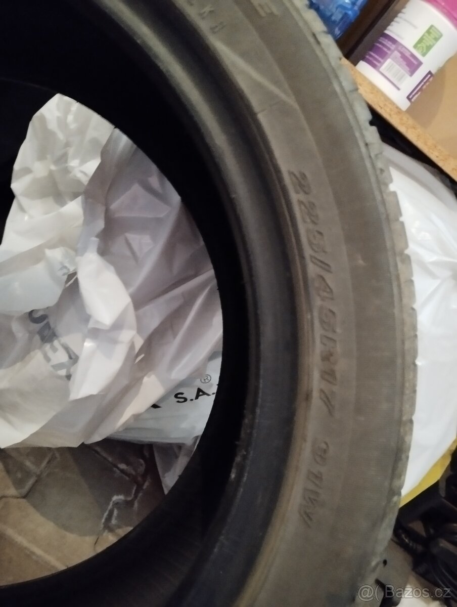 Letní pneu Nexen 225/45 r17 - 2