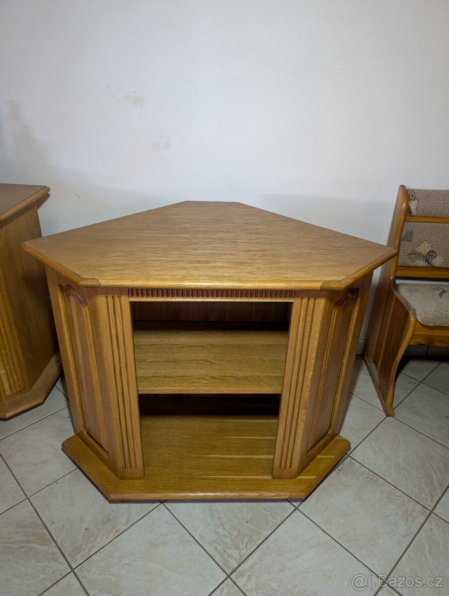 TV rohový stolek - 2