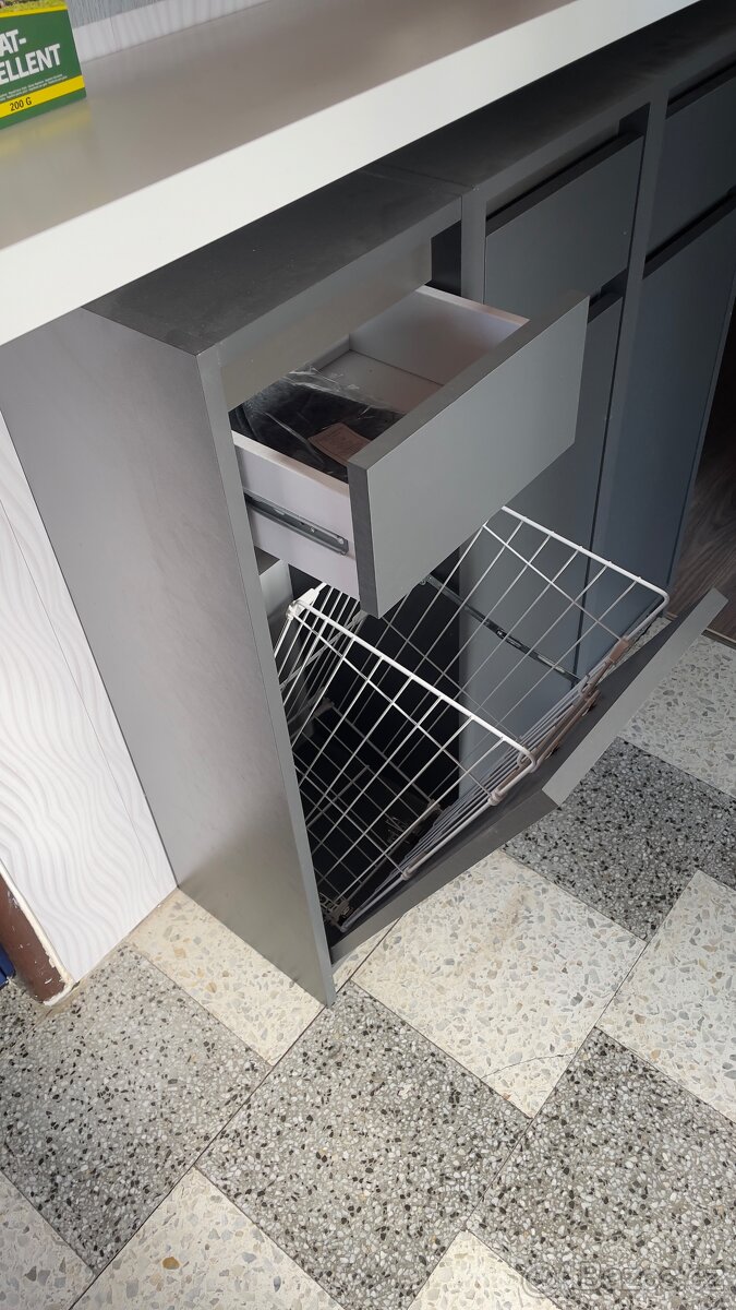 Skříňky s košem - 2