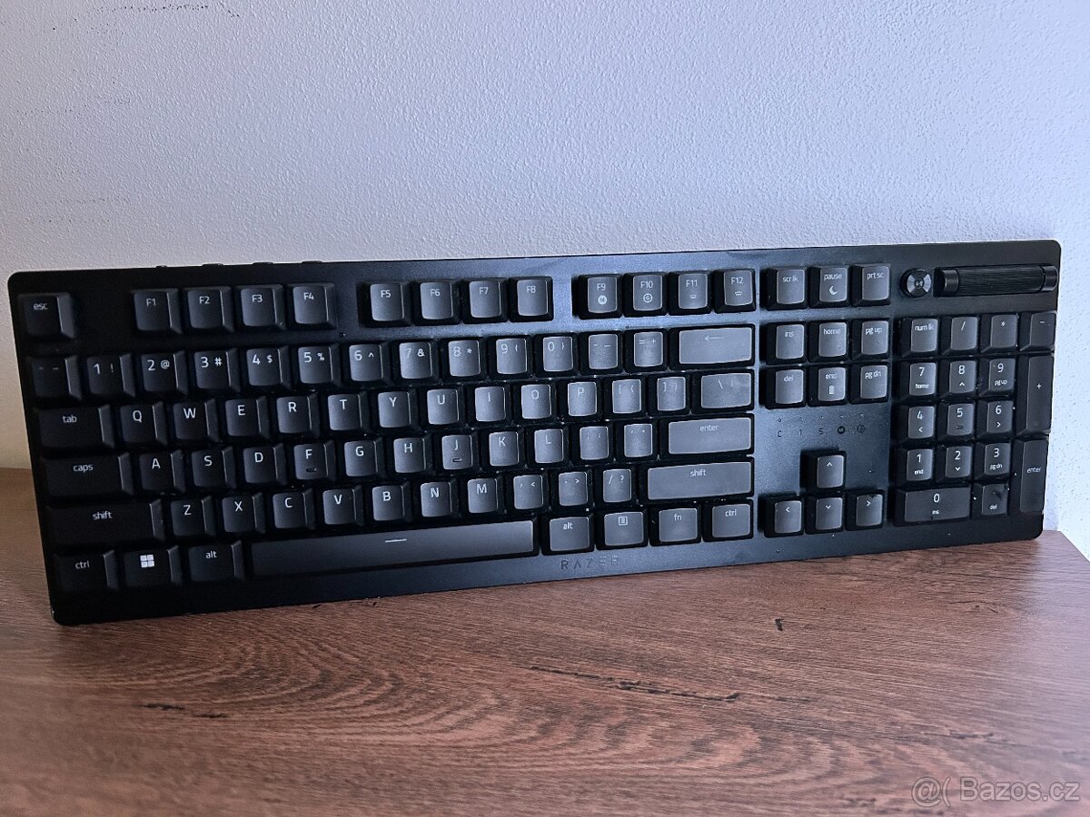 Razer deathstalker V2 PRO - 2