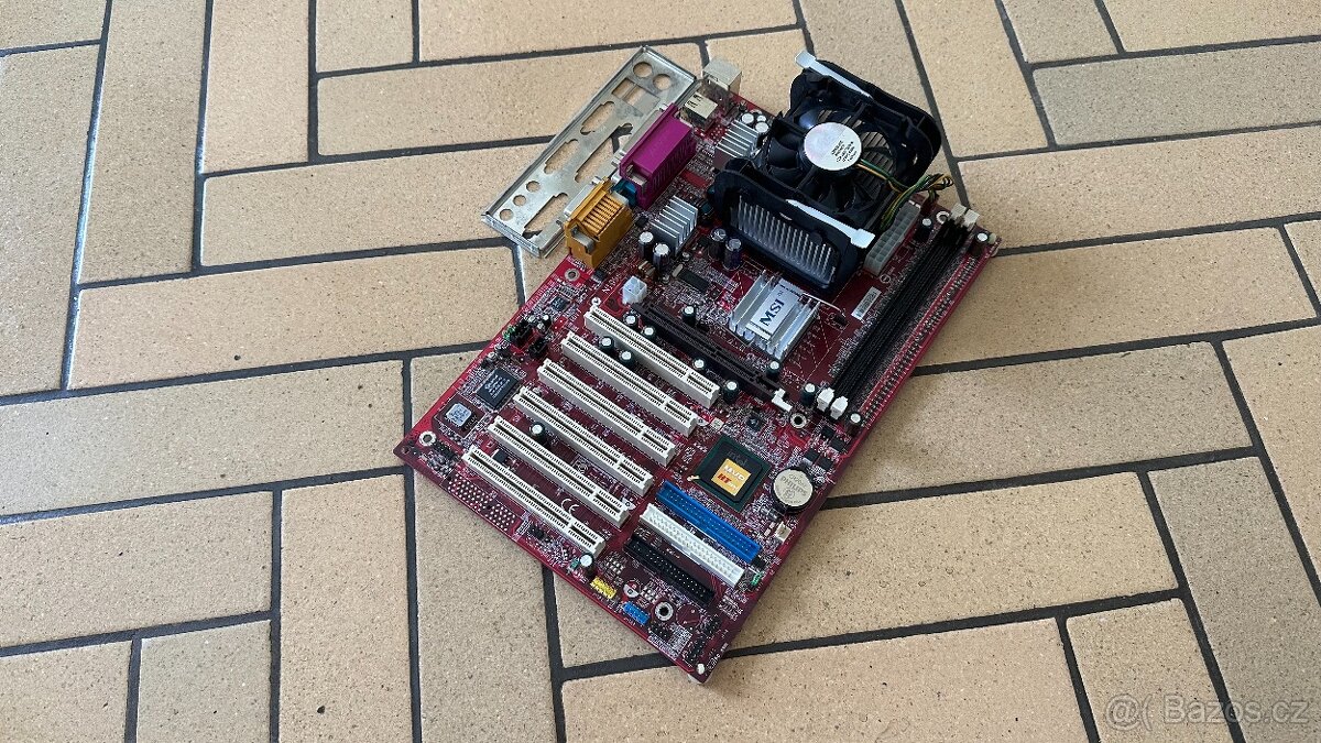 MSI 845E Max / Intel P4 2.66GHz / Socket 478 - 2