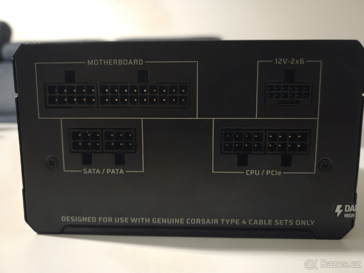 Corsair RM650e (2025) - 650w, modulární, záruka - 2