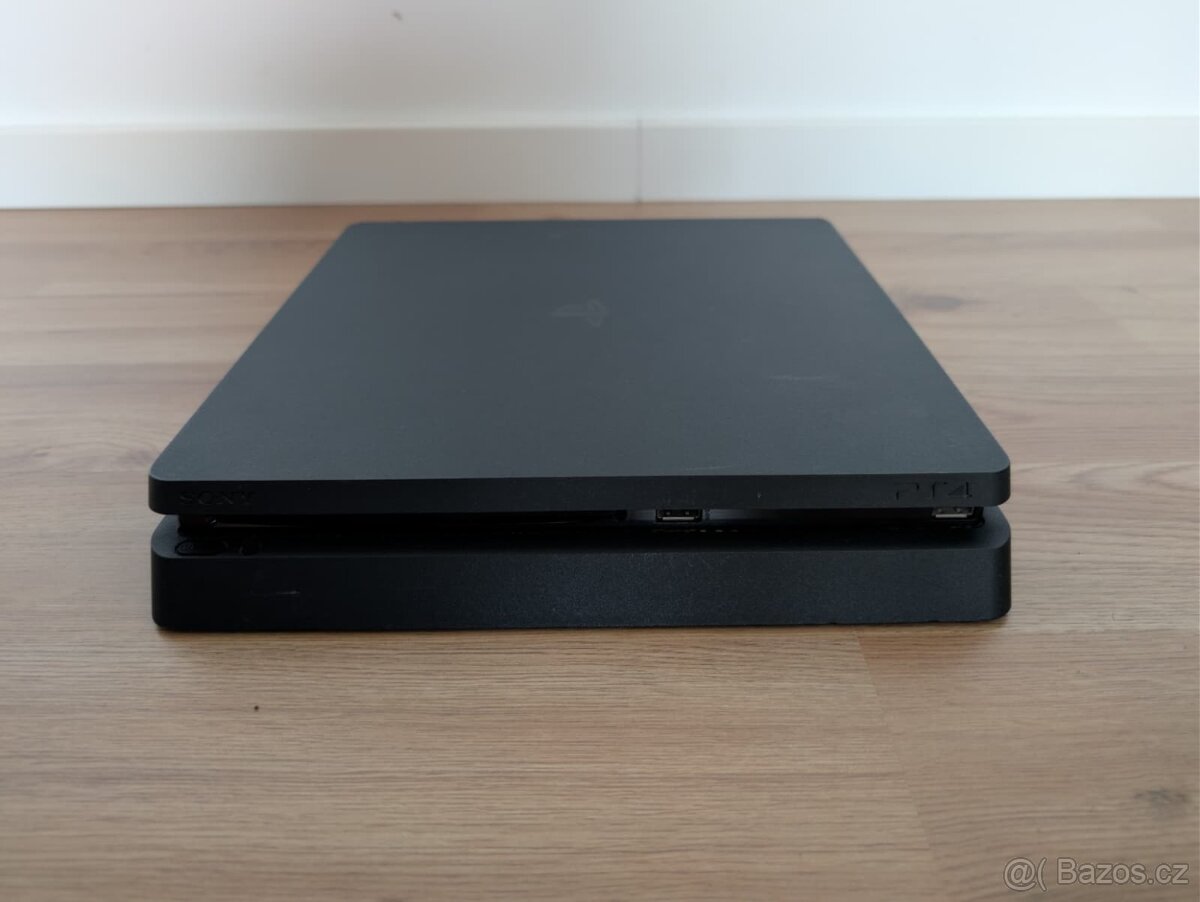 PlayStation 4 Slim 500GB + 2 hry - 2
