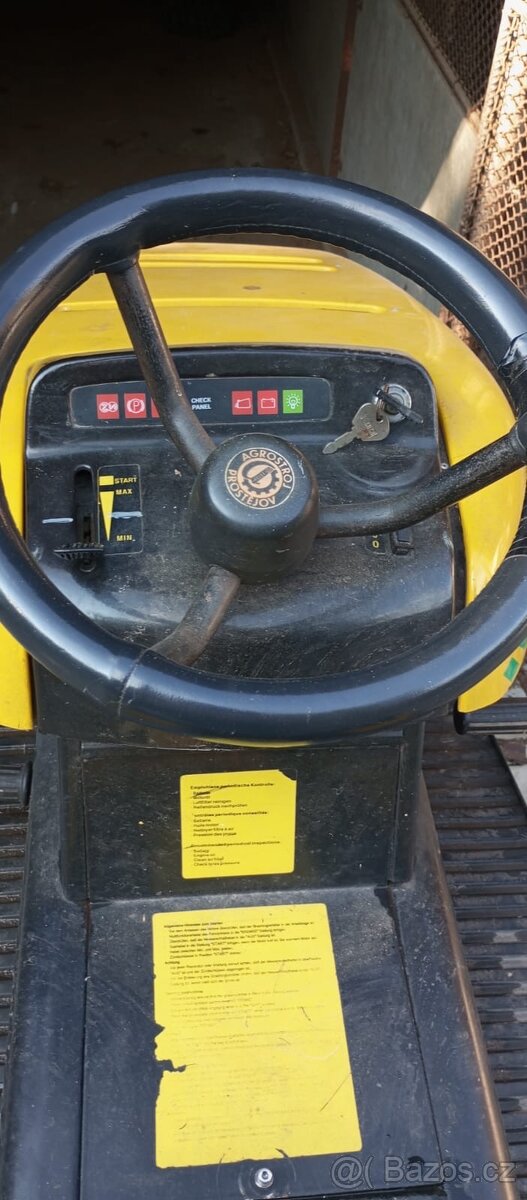 Traktor bez sečení - 2