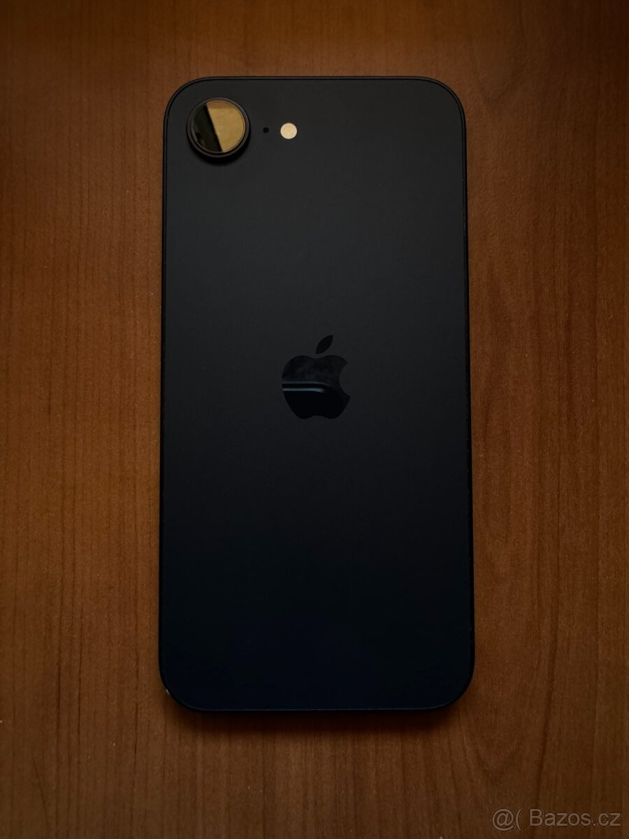 iPhone 16e - 2