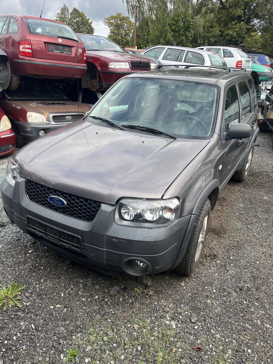 Ford Maverick - 2