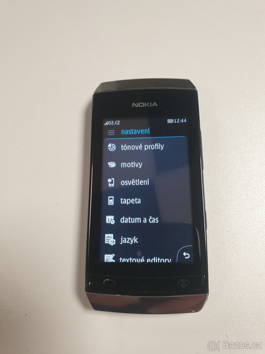Nokia Asha 306 - 2
