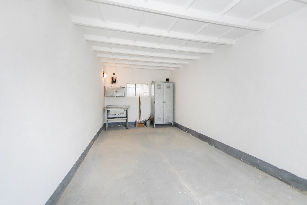 garáž Plzeň - Doubravka - 2