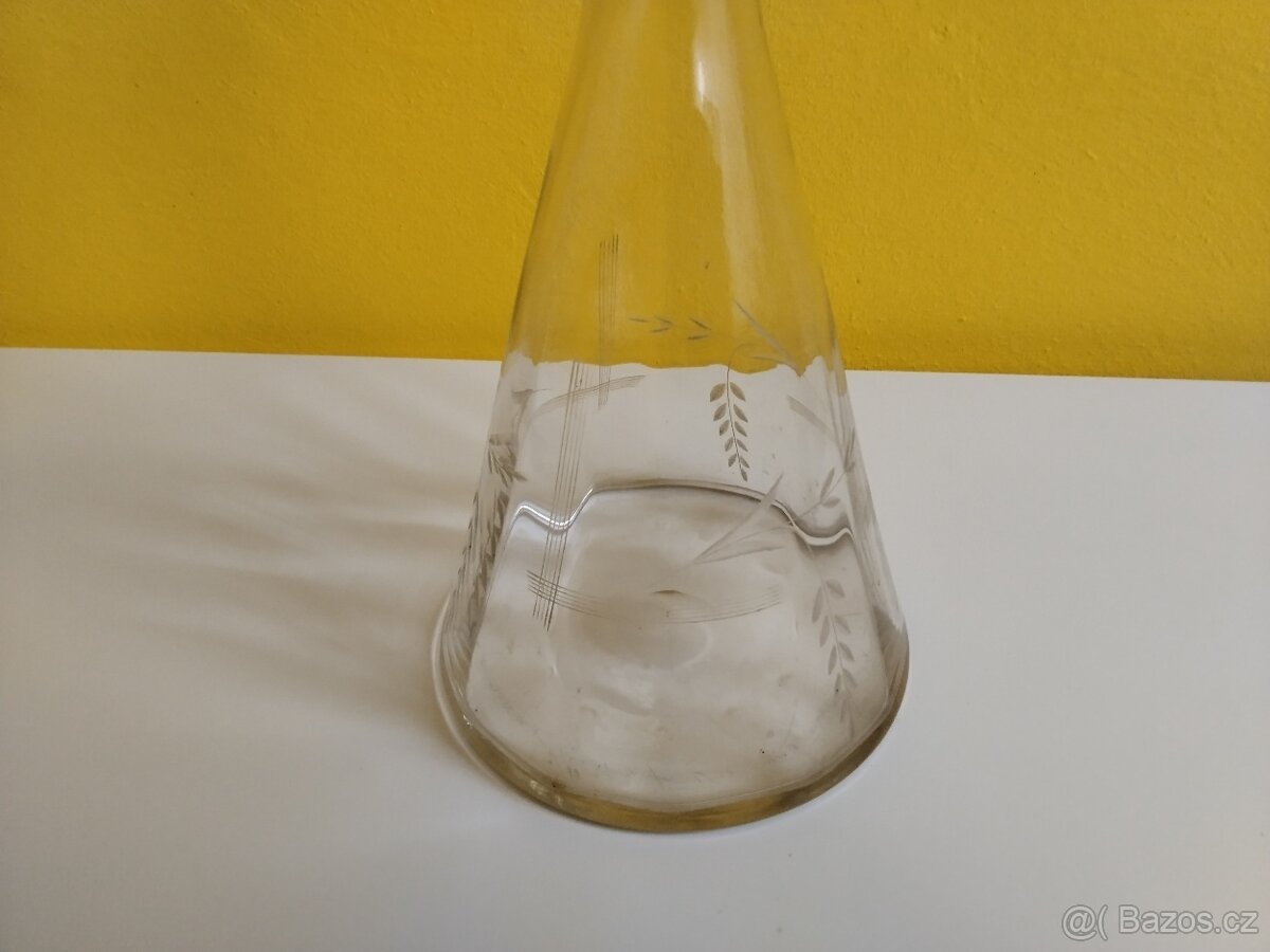 Skleněná karafa - juchačka - 2