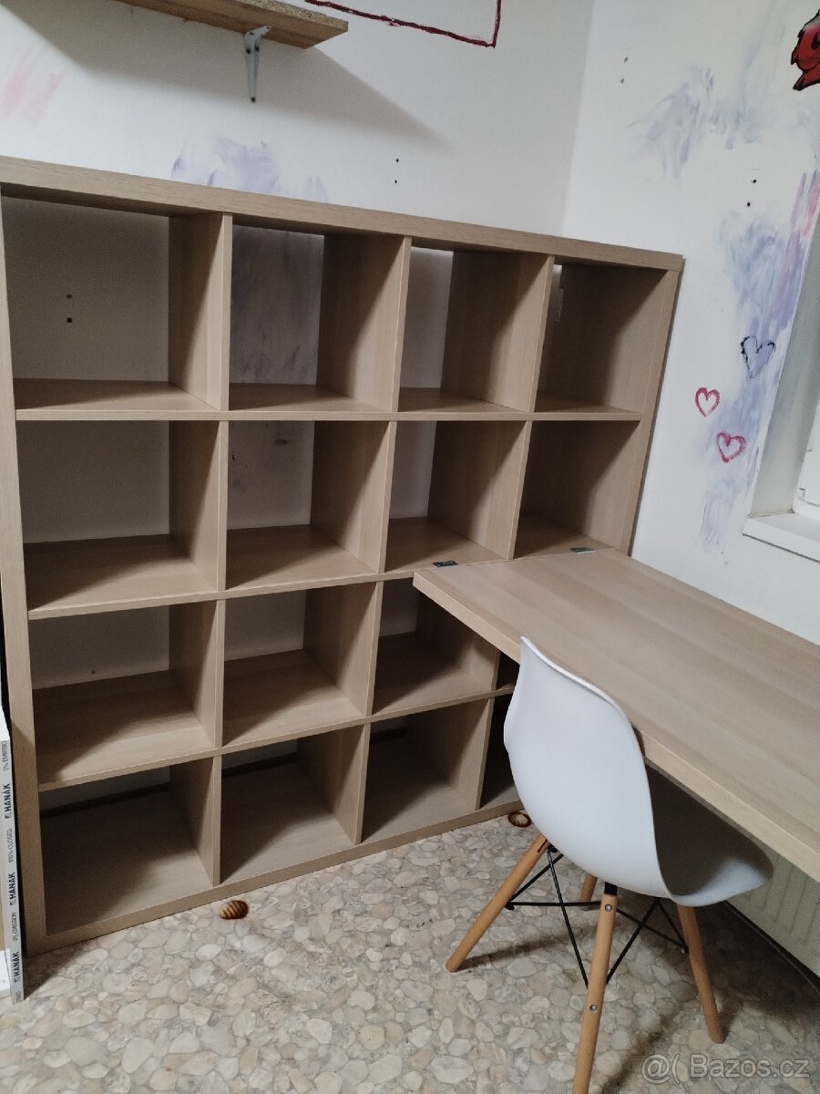Kallax s psacím stolem a úložné prostory - 2