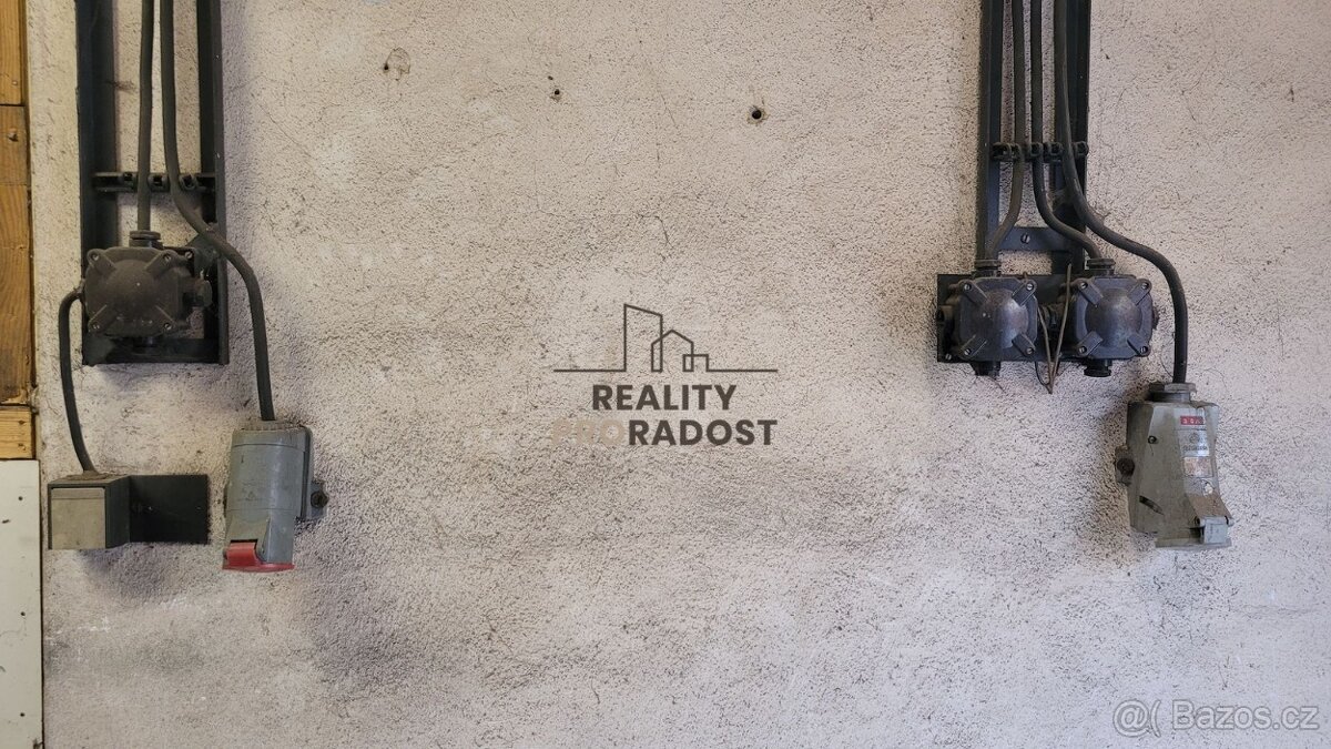 PRONÁJEM SKLADU - DÍLNY O VÝMĚŘE 25m2 v ADAST BLANSKO - 2