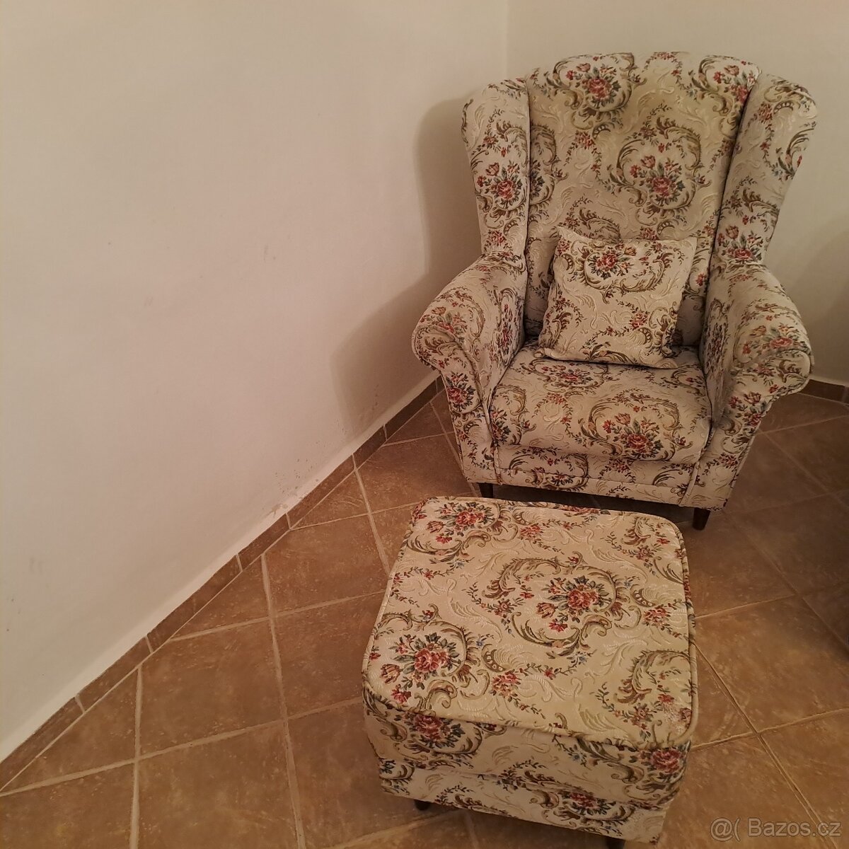 Křeslo - 2