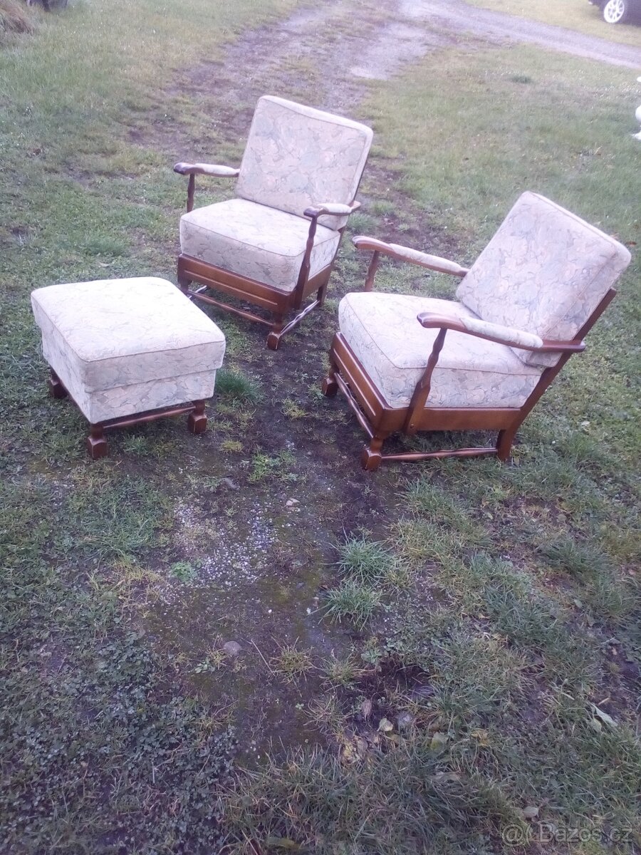 křesla a s taburetem starožitná - 2