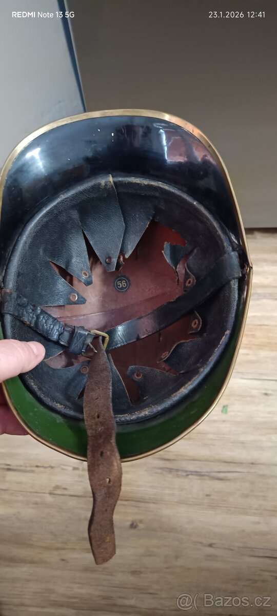 Hasičská helma - 2