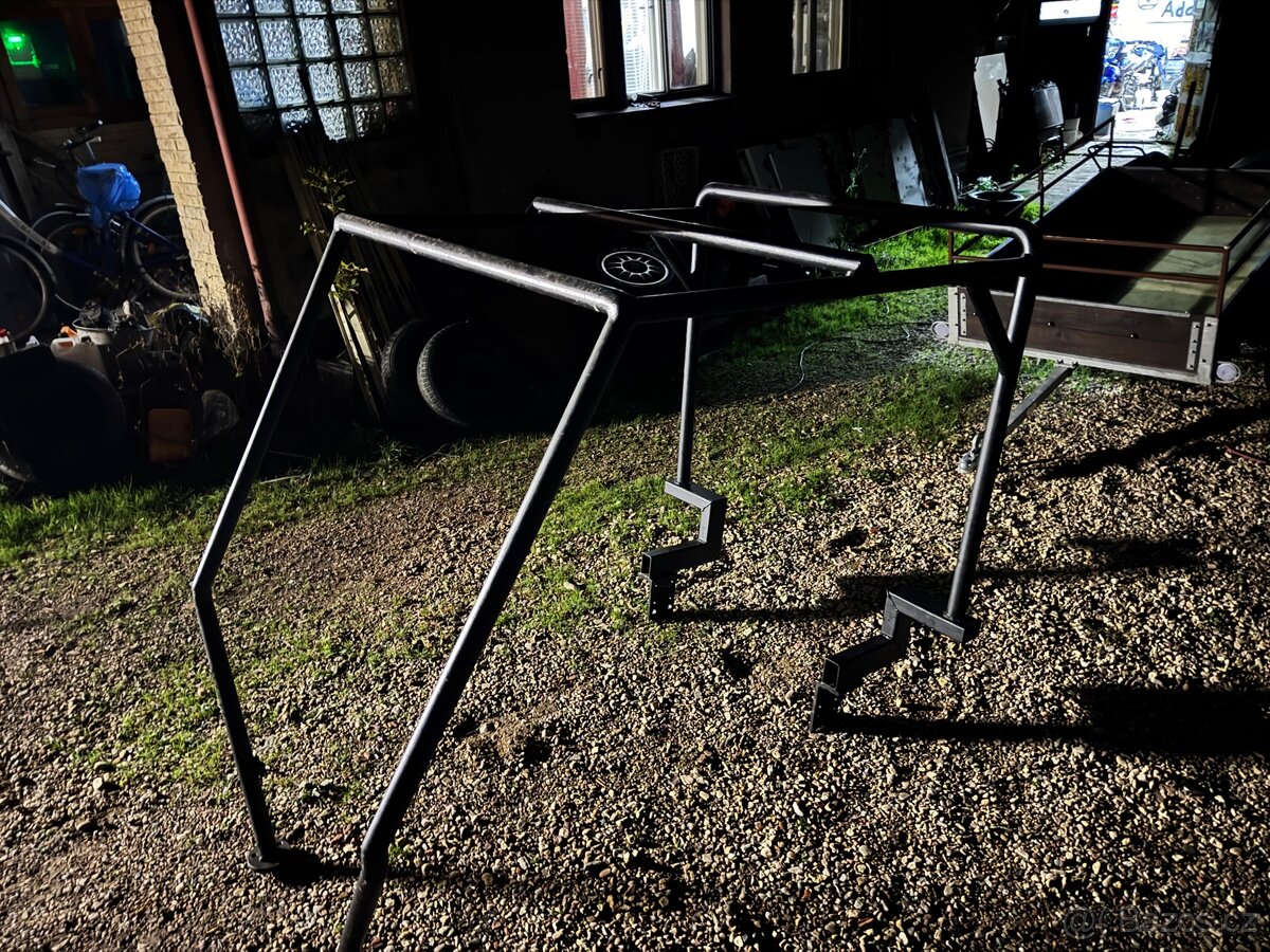 Ochranný rám na malotraktor - 2