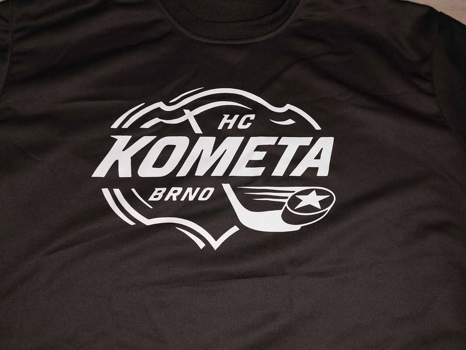 Nové tričko s logem Komety - 2