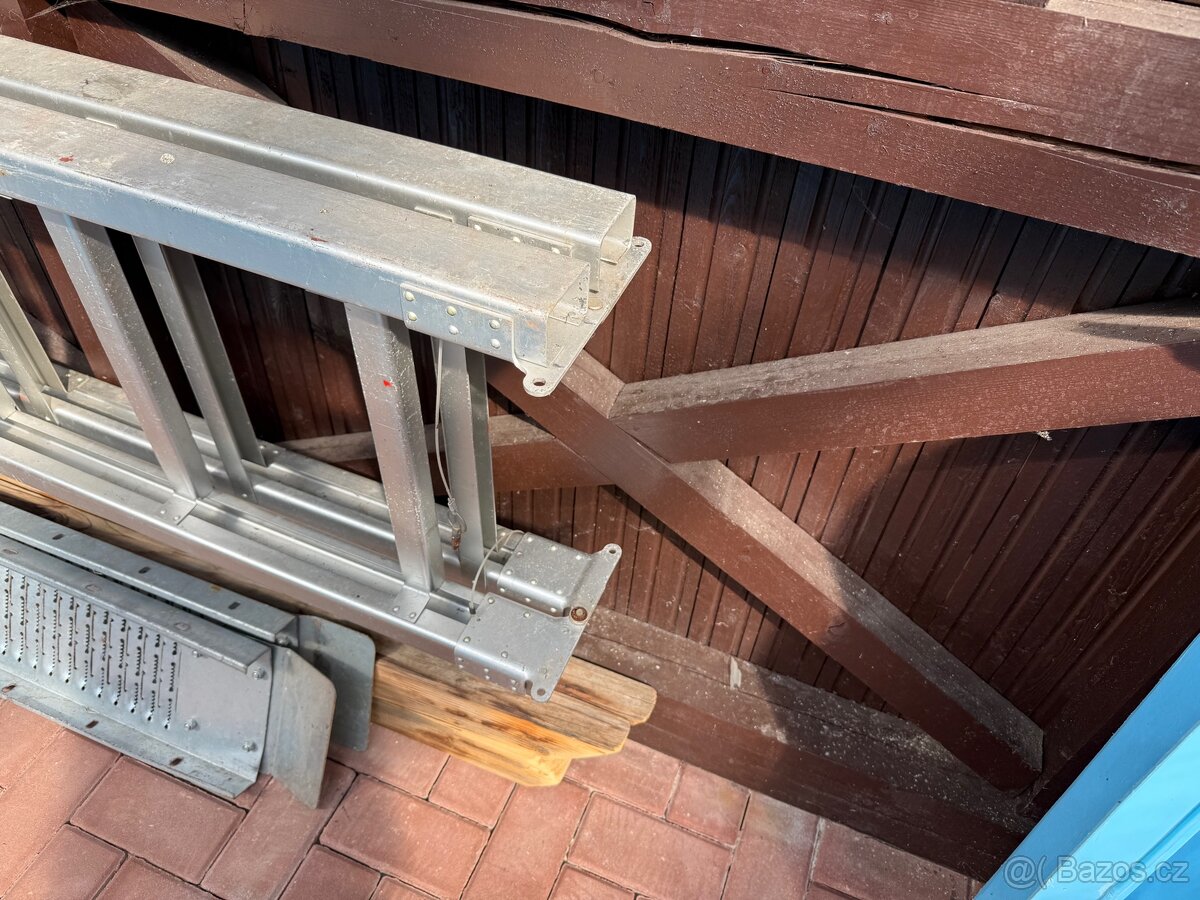 Prodej hliníkového žebříku - 2