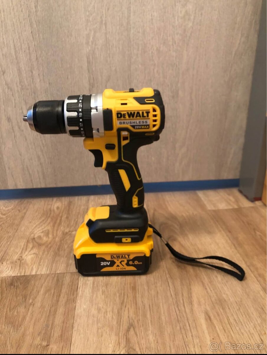 Aku vrtačka/ šroubovák DeWALT - 2