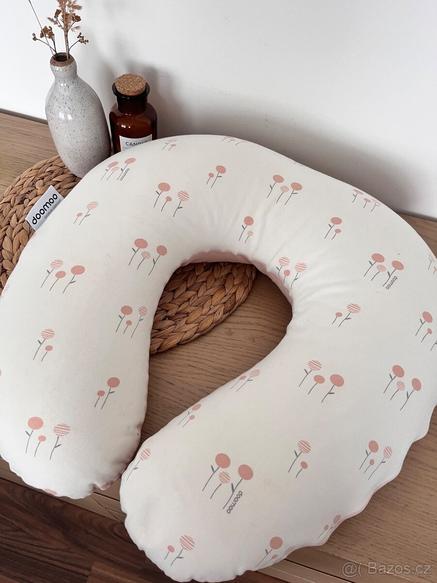 Kojící polštář Doomoo - 2