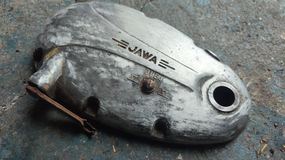 Víko motoru stadion jawetta - 2