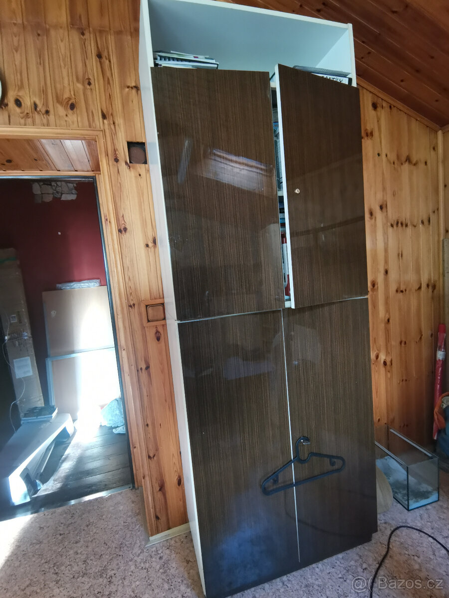 Obývyací stěna za odvoz - 2